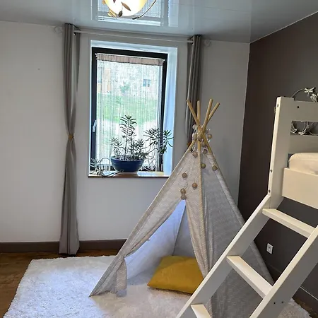 En Montagne Bourbonnaise Avec Jardin, Animaux Admis, Wifi Et Parking - Fr-1-489-458 Hébergement de vacances *