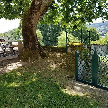 En Montagne Bourbonnaise Avec Jardin, Animaux Admis, Wifi Et Parking - Fr-1-489-458